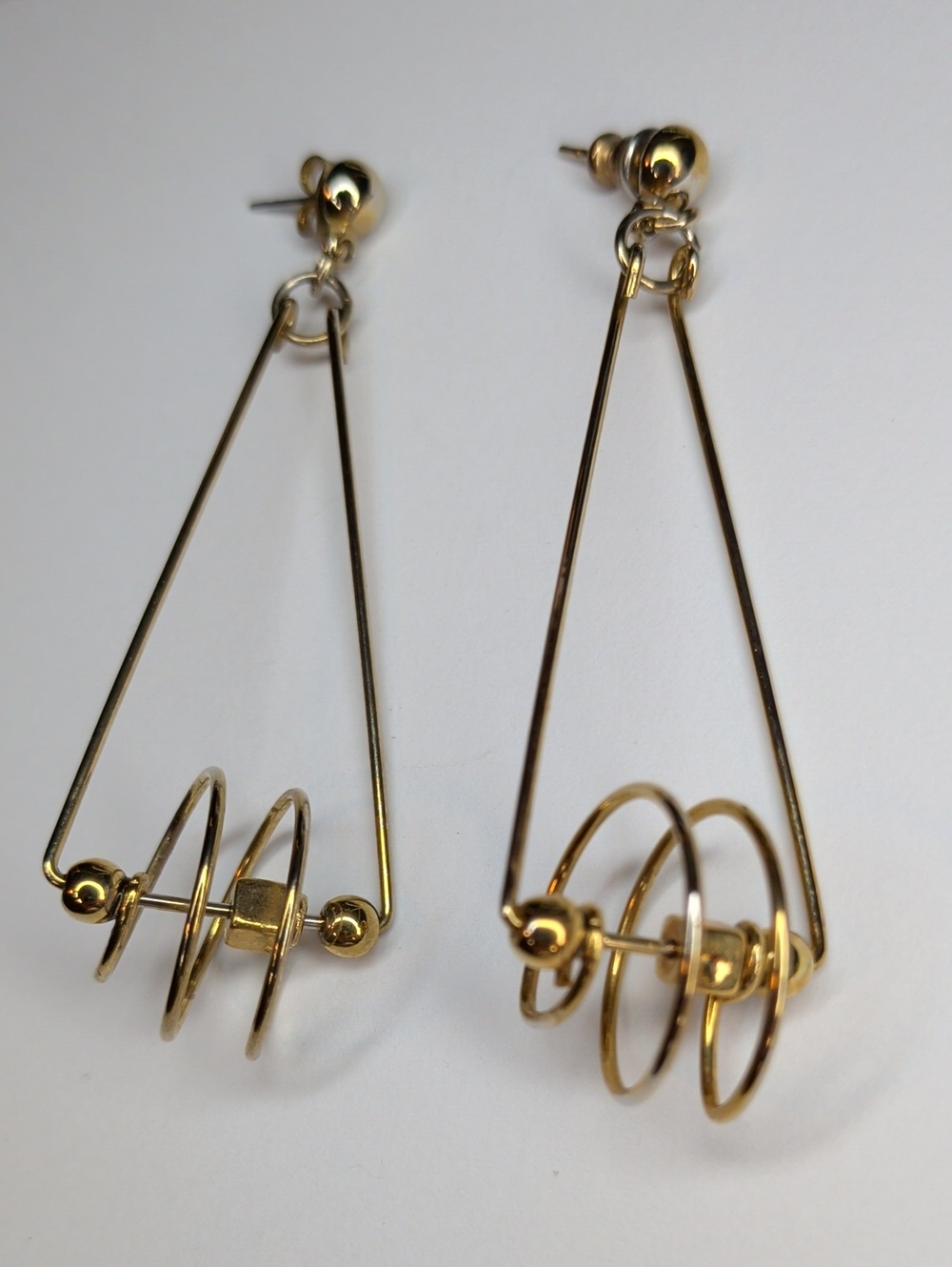 Vintage 1980s Modernist Earrings Gold Tone Orbit Sphere Long Dangle New Wave